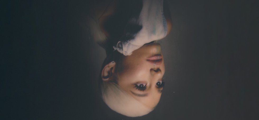 ArianaGrande-home-fb87785935.png