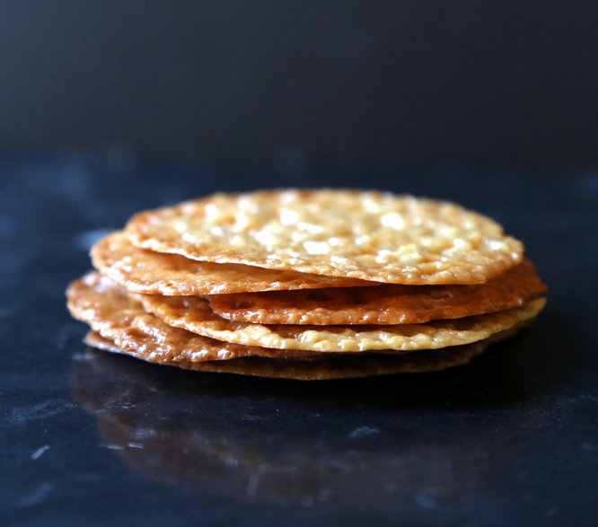 Lacey Cookies 15.jpg