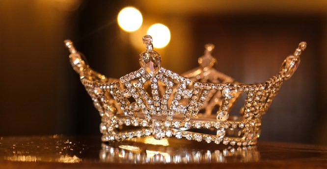 Miss Kentucky Crown 2.jpg