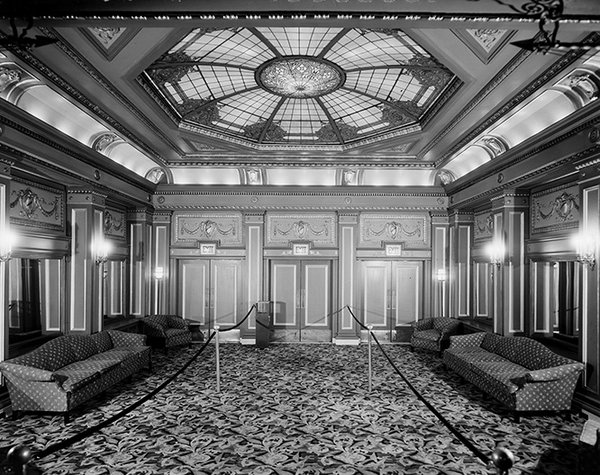 lobby w carpet.jpg