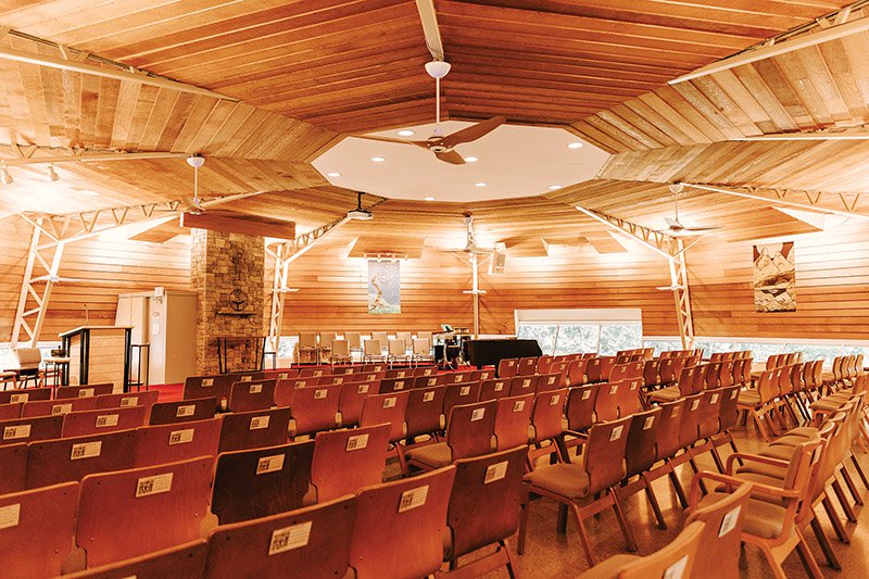 UnitarianChurch_interior.jpg